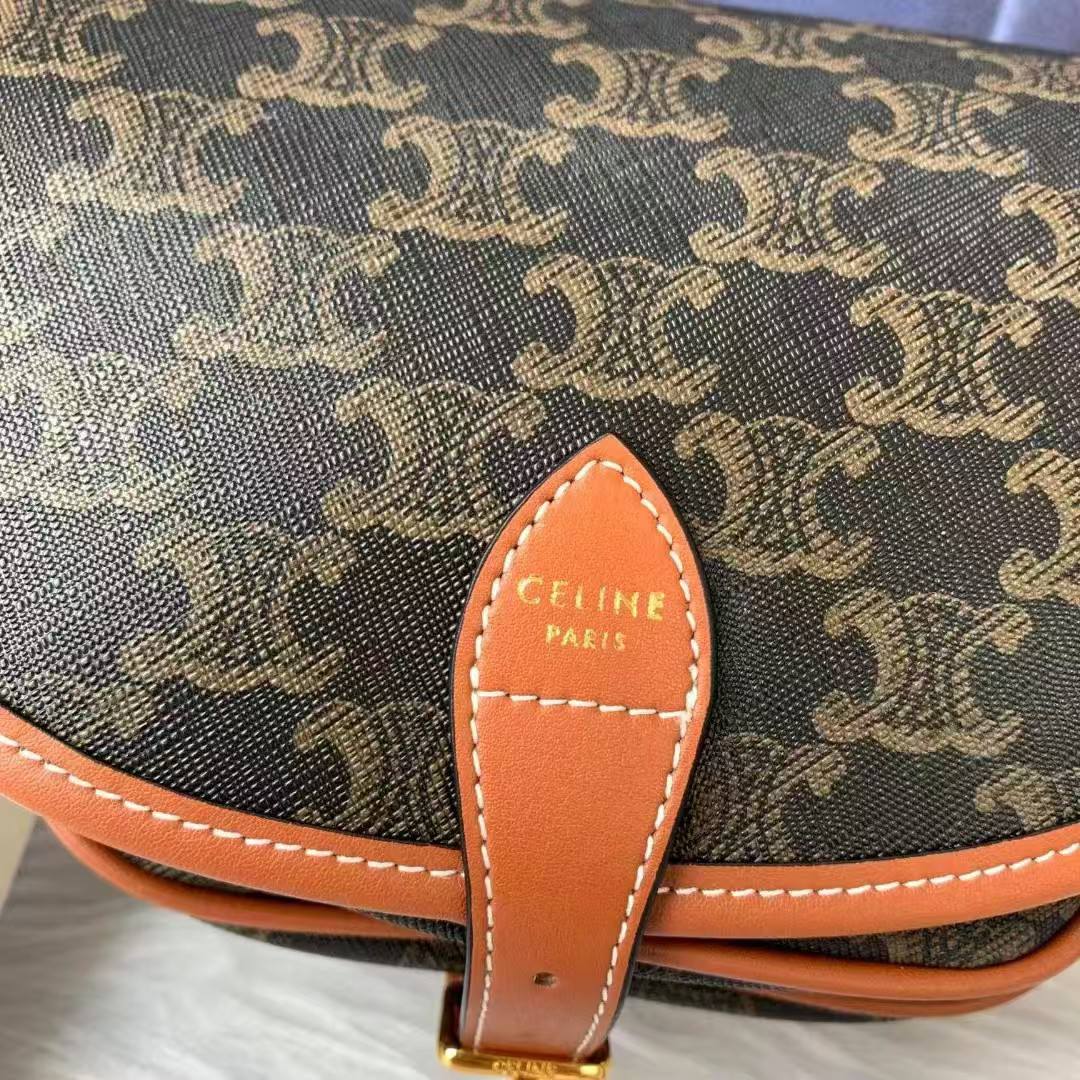 셀린느 여성 미디엄 폴코백 트리옹프 - Celine Womens Medium Folco Bag Triomphe - ceb1635x